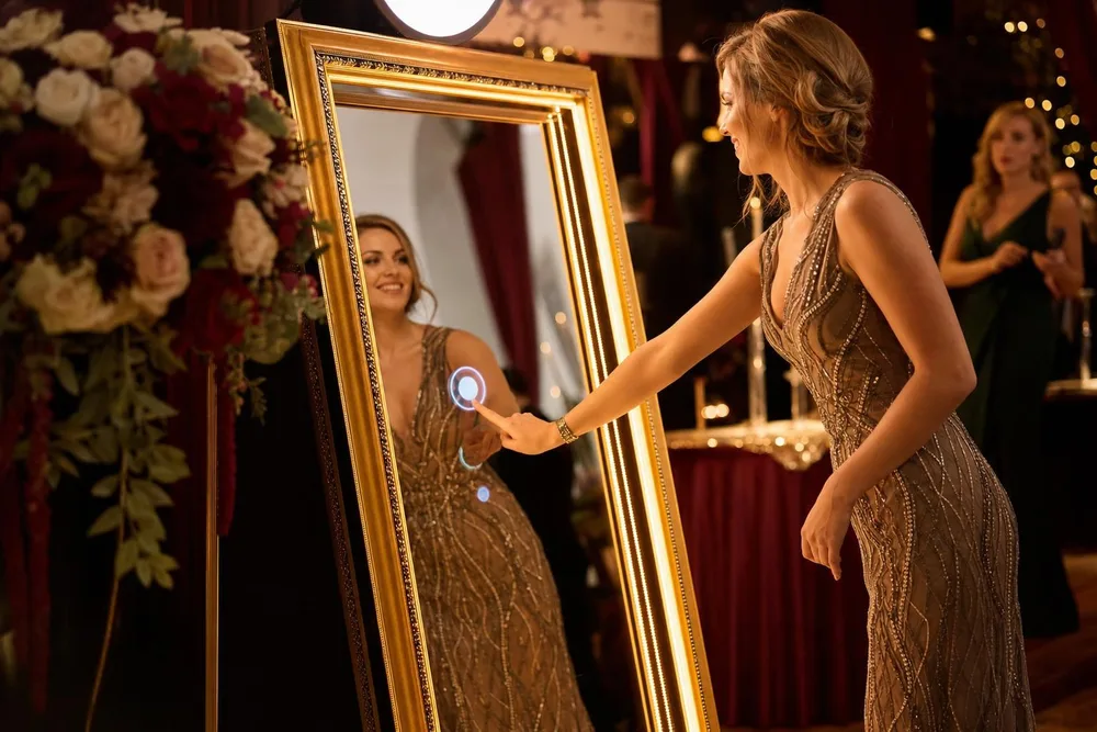 Magic Mirror photo booth